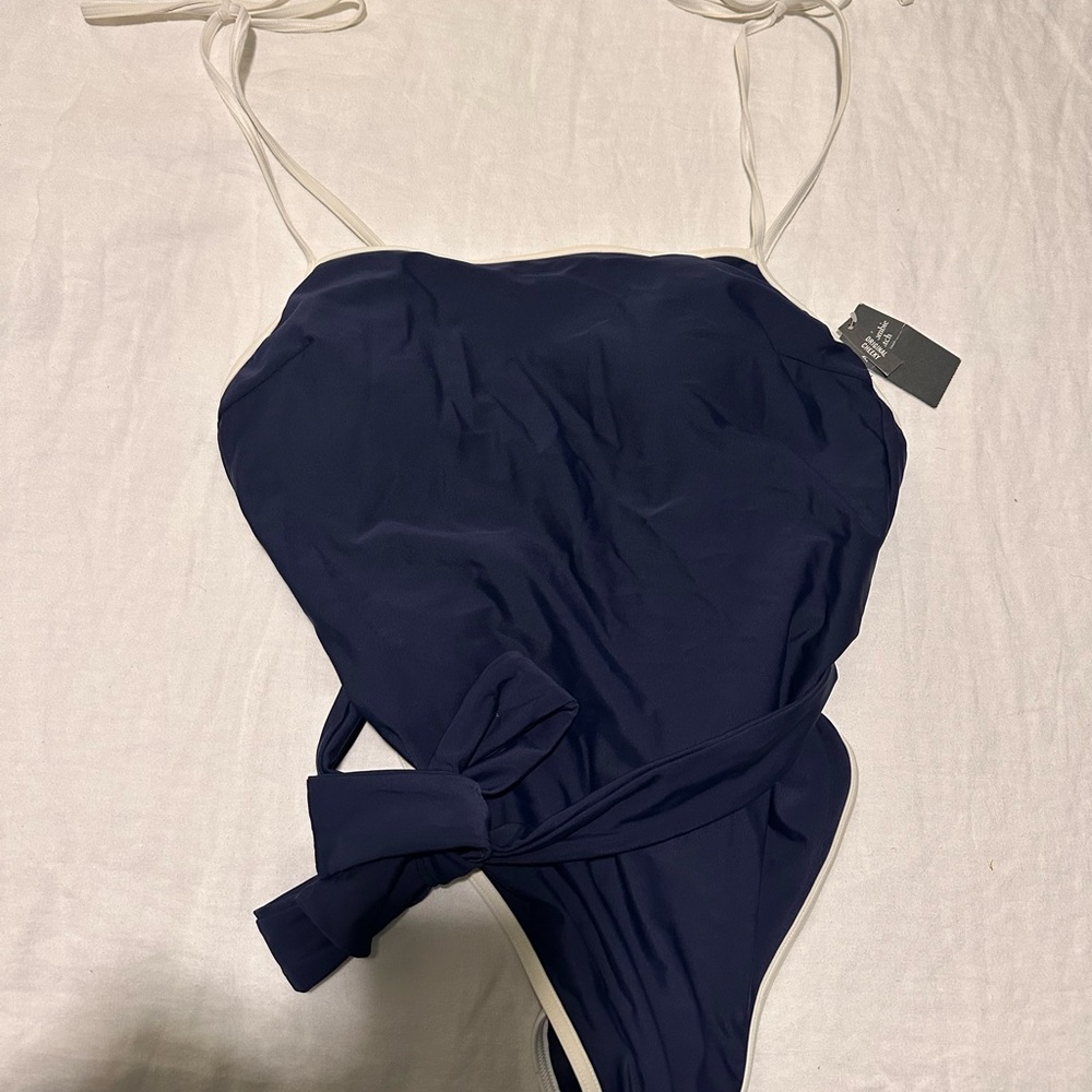 Abercrombie and Fitch Navy one piece swimsuit - Picture 6 of 6